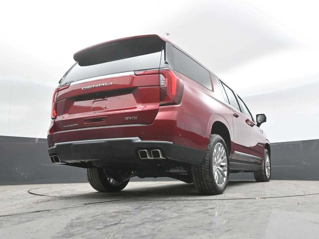 2026 GMC Yukon XL 4WD Denali