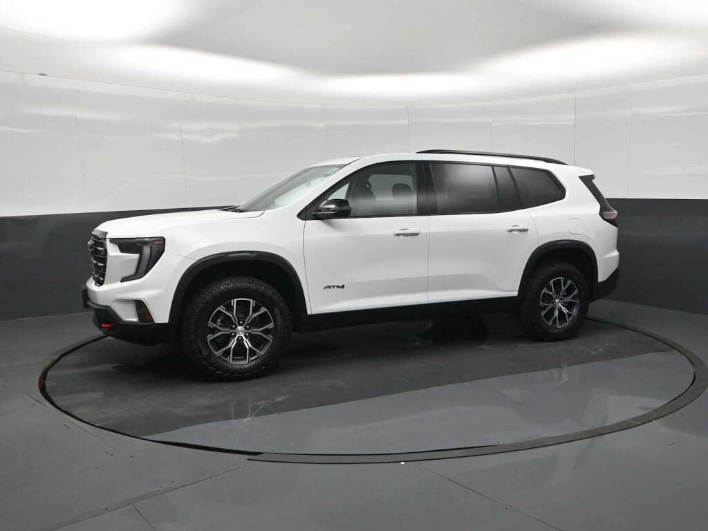 2026 GMC Acadia AT4 AWD
