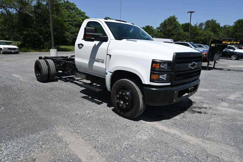 2023 Chevrolet Silverado MD Work Truck