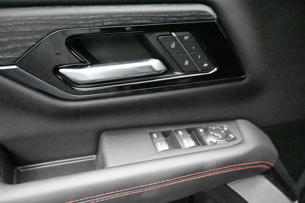 2026 GMC Yukon XL 4WD AT4 Ultimate
