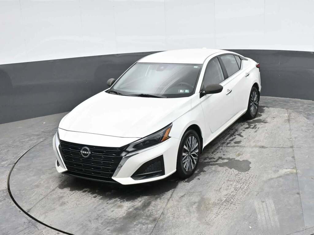 2023 Nissan Altima SV Intelligent AWD