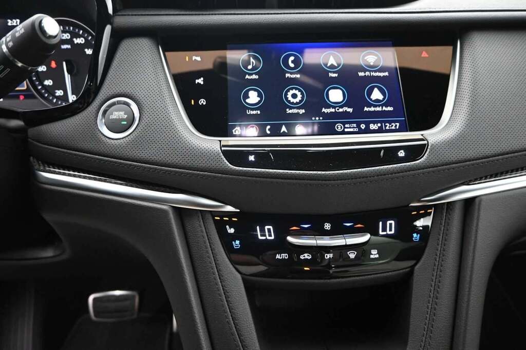 2026 Cadillac XT5 Sport AWD