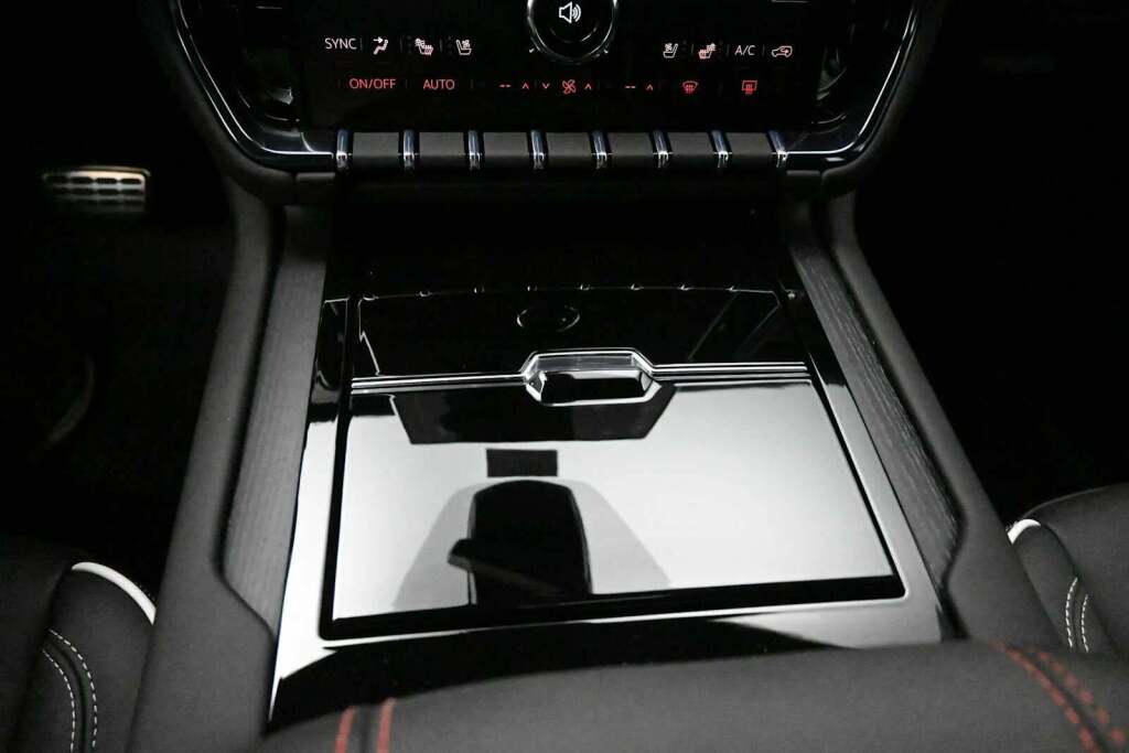2026 GMC Yukon XL 4WD AT4 Ultimate
