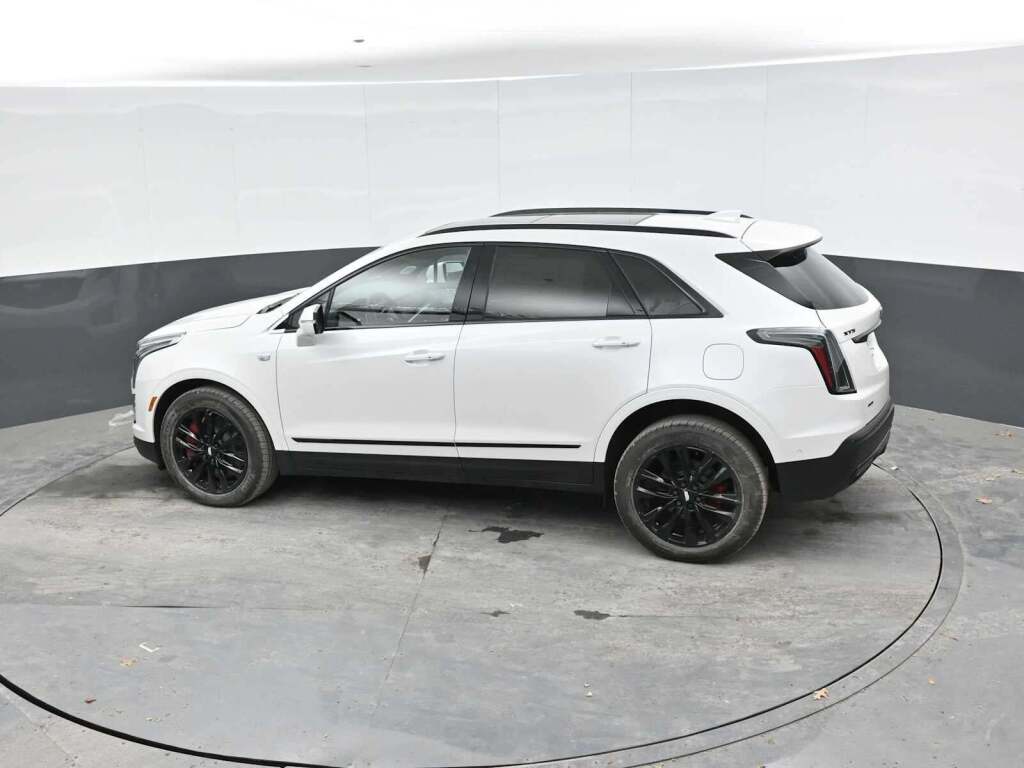 2026 Cadillac XT5 Sport AWD