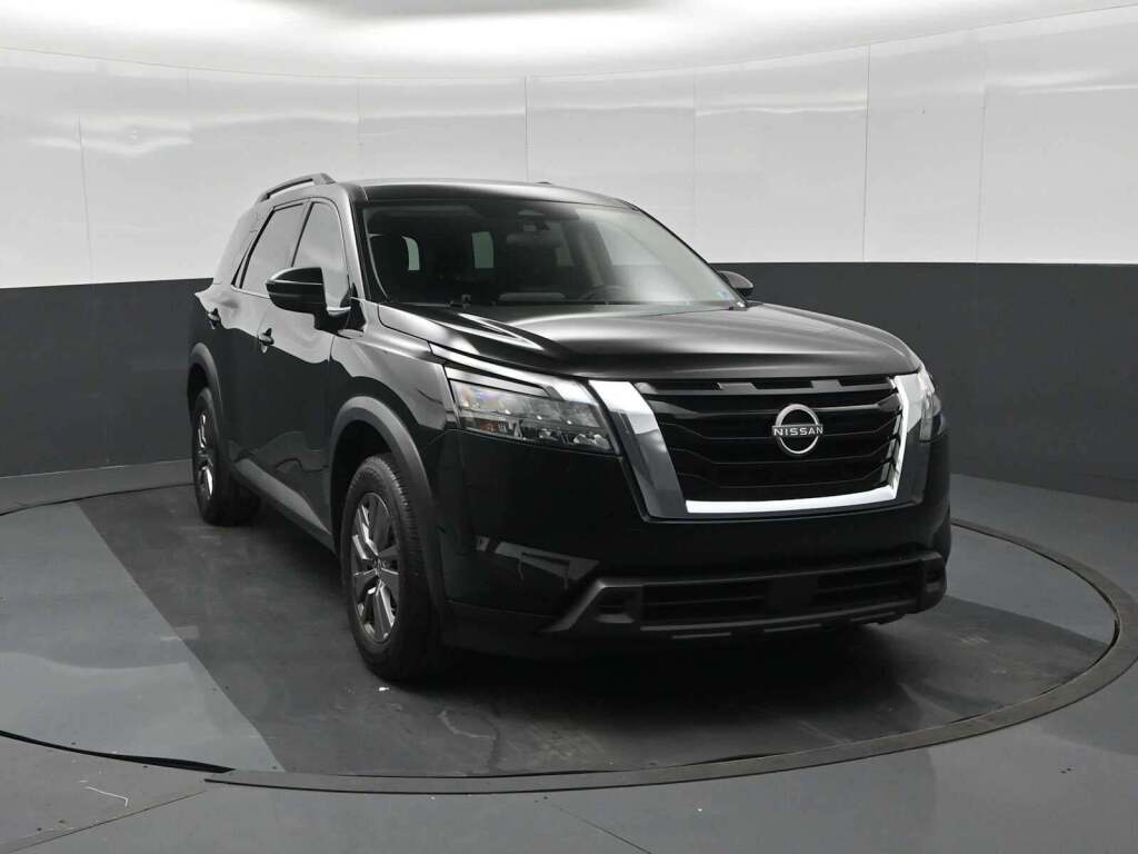 2025 Nissan Pathfinder SV 4WD