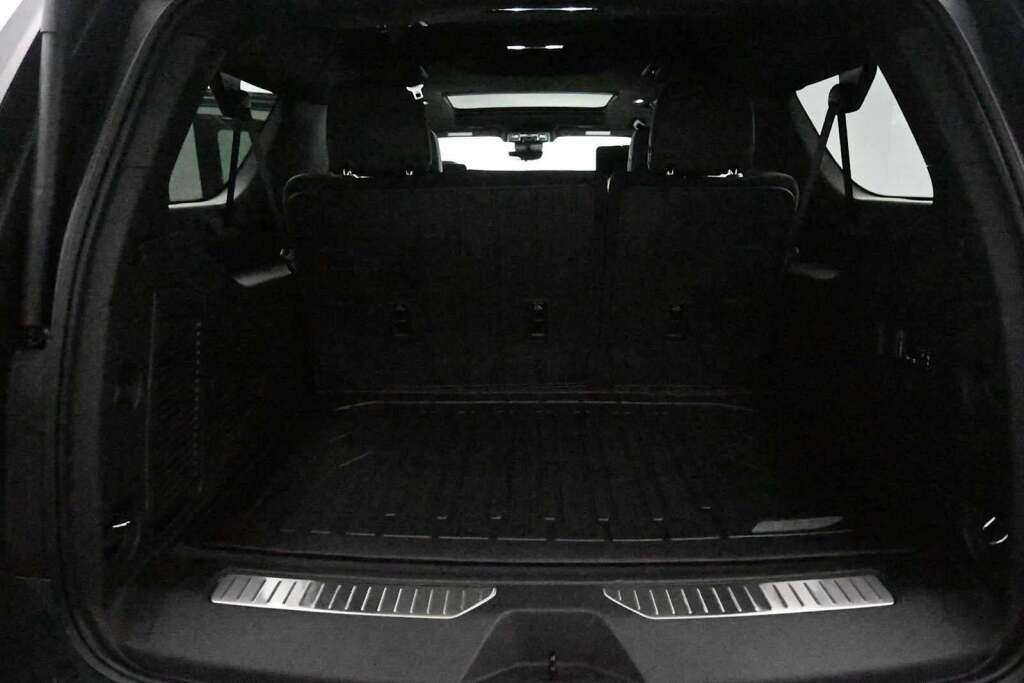 2026 GMC Yukon XL 4WD AT4 Ultimate