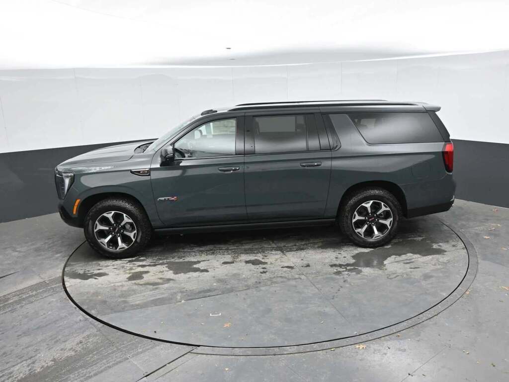 2026 GMC Yukon XL 4WD AT4 Ultimate