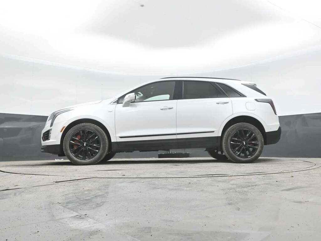 2026 Cadillac XT5 Sport AWD