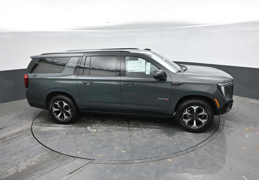 2026 GMC Yukon XL 4WD AT4 Ultimate