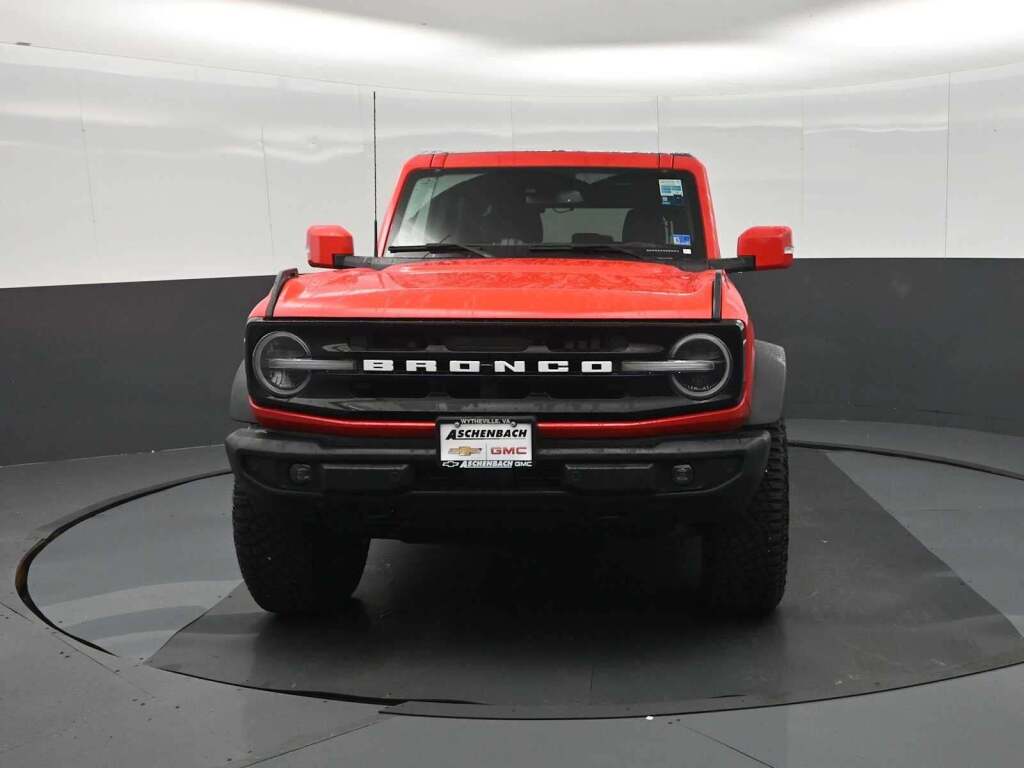2024 Ford Bronco Outer Banks