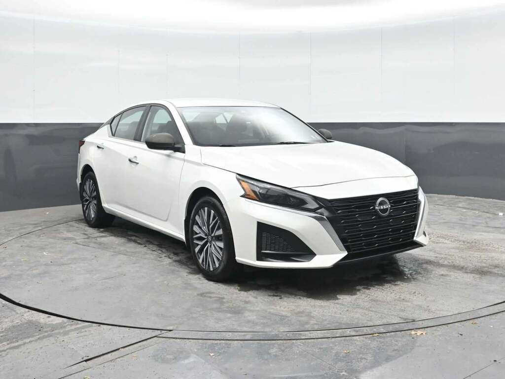 2023 Nissan Altima SV Intelligent AWD
