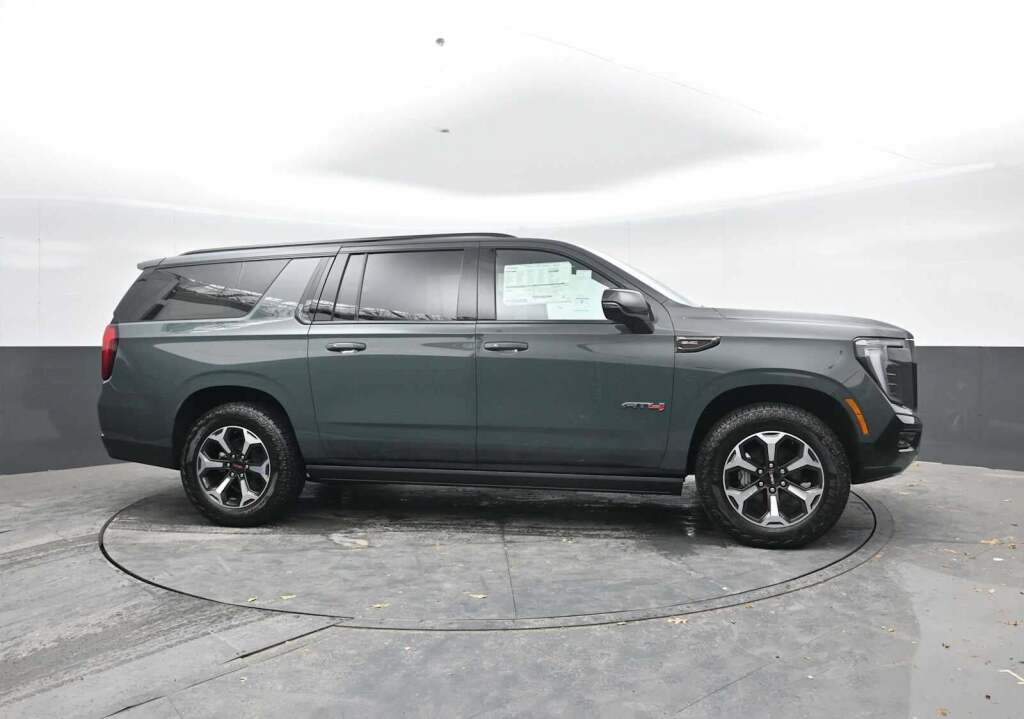 2026 GMC Yukon XL 4WD AT4 Ultimate