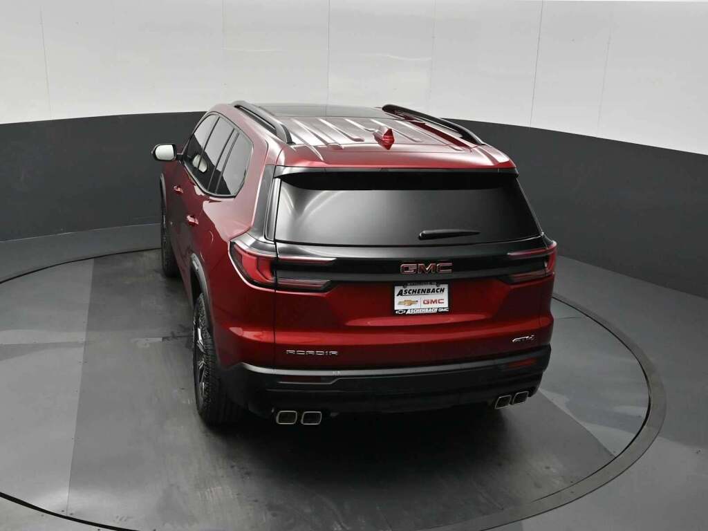 2026 GMC Acadia AT4 AWD