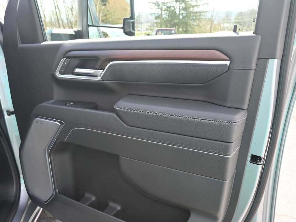 2026 GMC Sierra 3500HD Denali