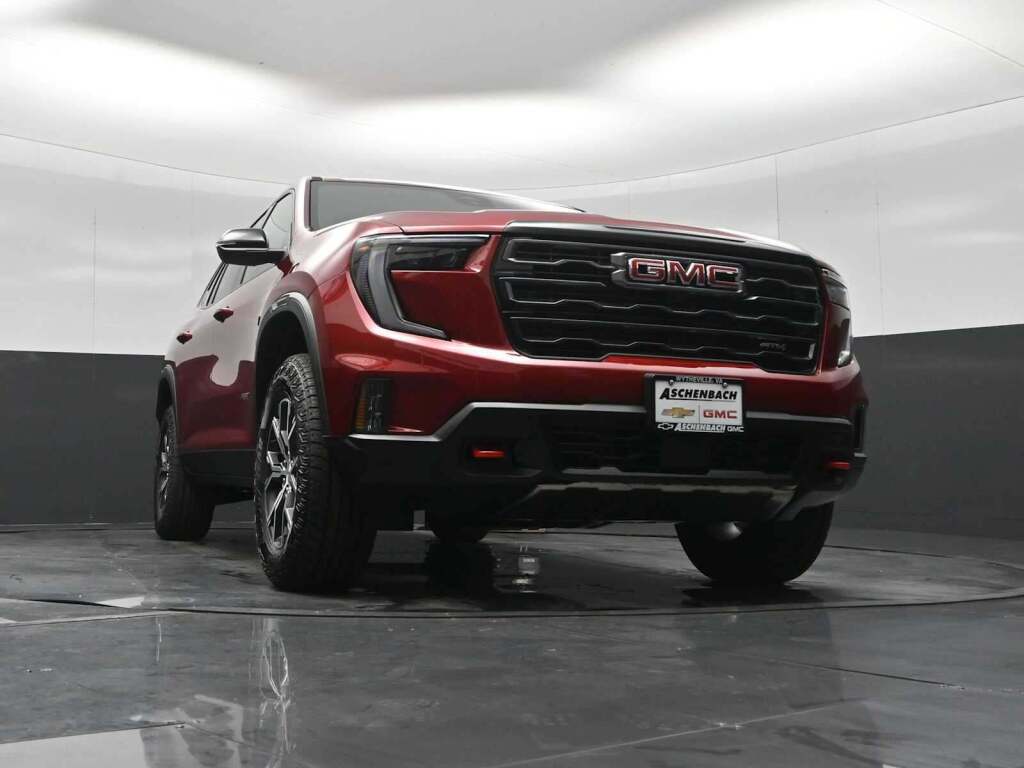 2026 GMC Acadia AT4 AWD