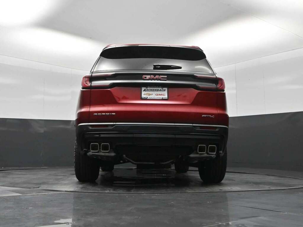 2026 GMC Acadia AT4 AWD