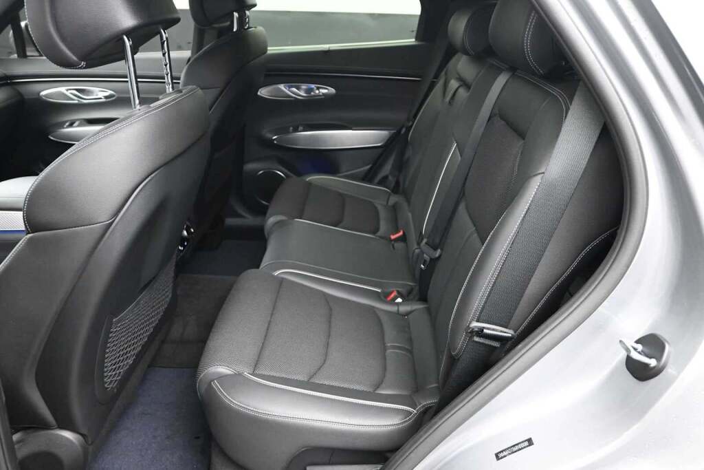 2024 Genesis GV70 2.5T AWD
