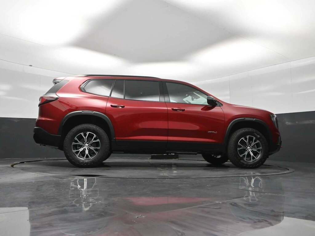 2026 GMC Acadia AT4 AWD