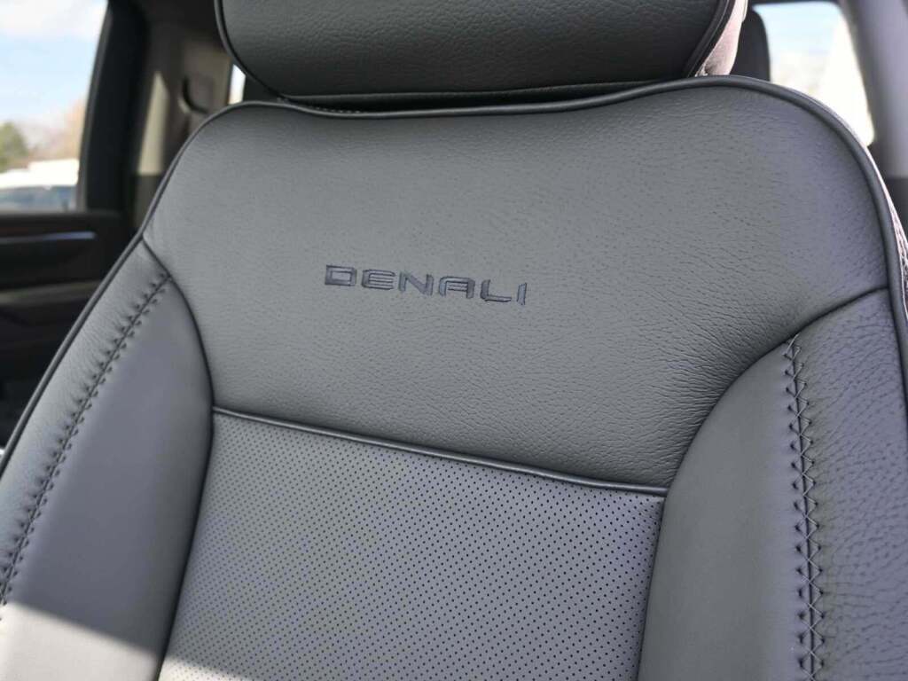 2026 GMC Sierra 3500HD Denali