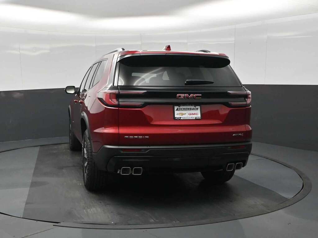 2026 GMC Acadia AT4 AWD