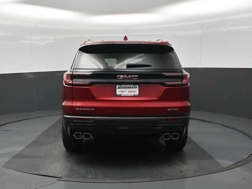 2026 GMC Acadia AT4 AWD