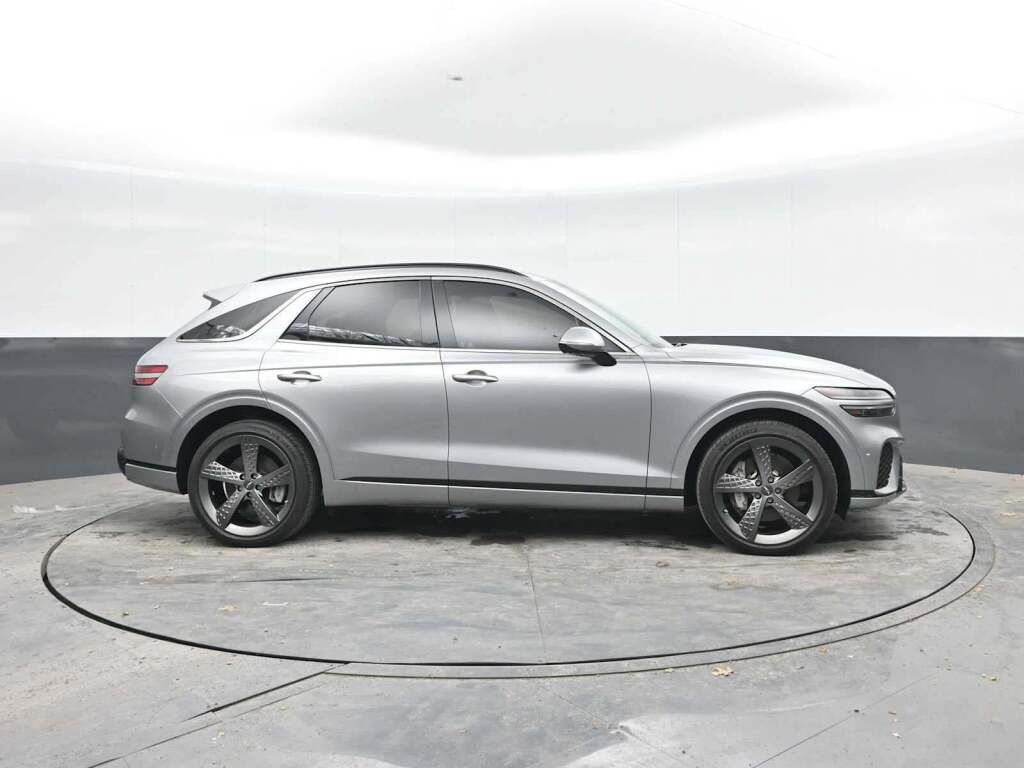 2024 Genesis GV70 2.5T AWD