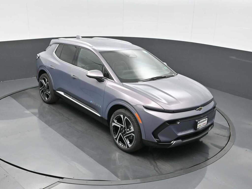 2026 Chevrolet Equinox EV LT 2