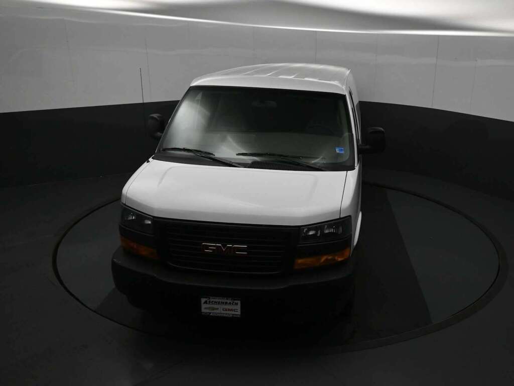 2026 GMC Savana Cargo 3500