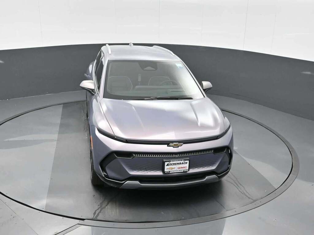 2026 Chevrolet Equinox EV LT 2