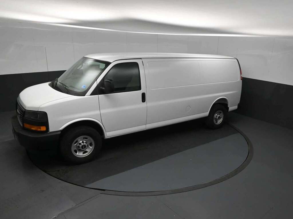 2026 GMC Savana Cargo 3500
