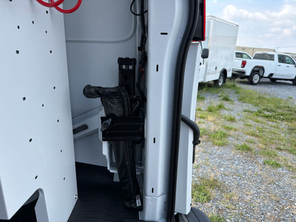 2026 Chevrolet Express Cargo 3500
