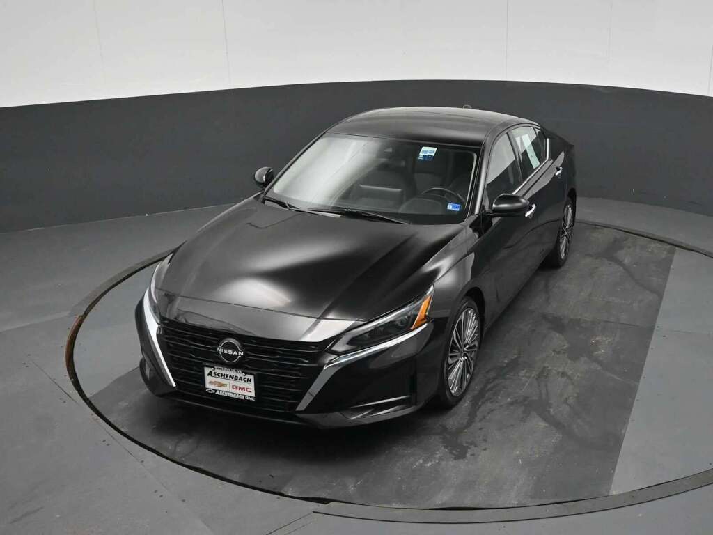 2023 Nissan Altima SL