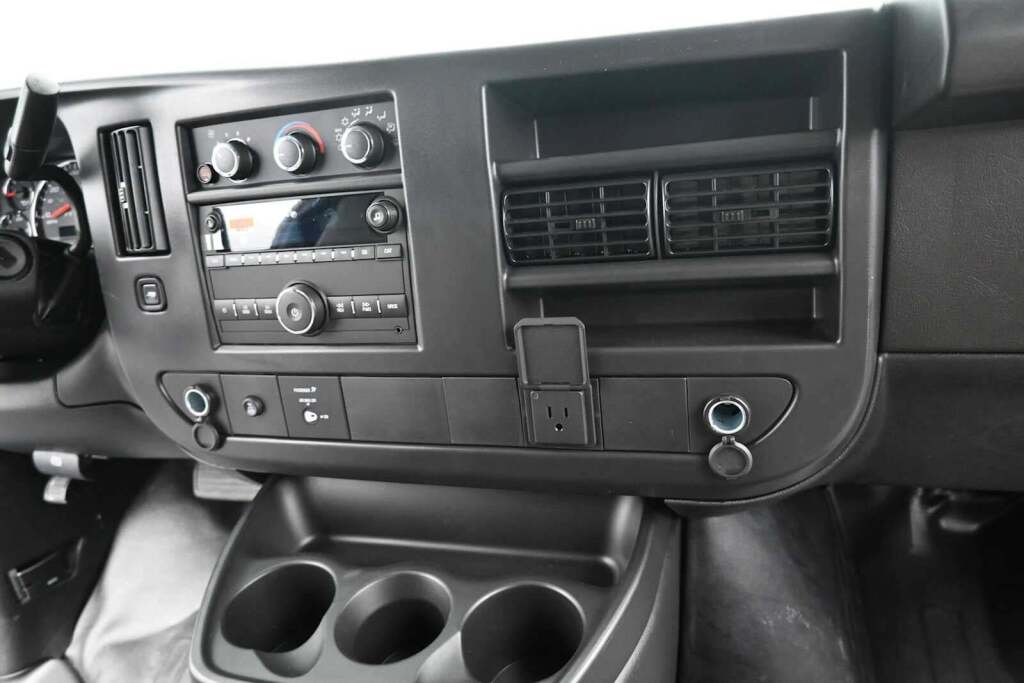 2026 GMC Savana Cargo 3500