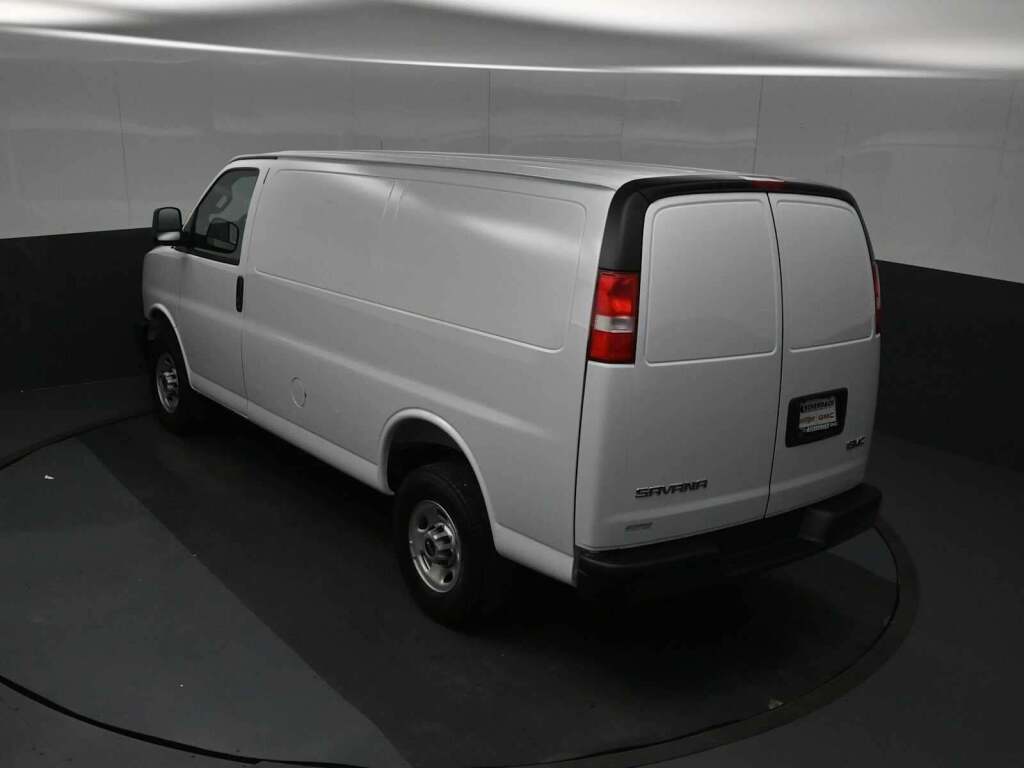 2026 GMC Savana Cargo 3500