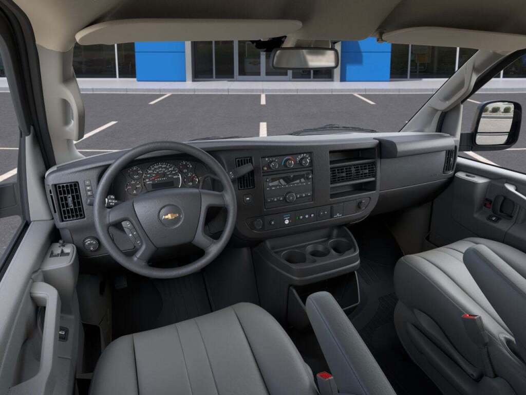 2025 Chevrolet Express Cargo 2500