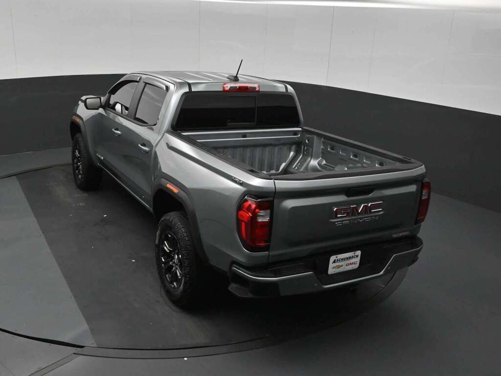 2024 GMC Canyon Elevation
