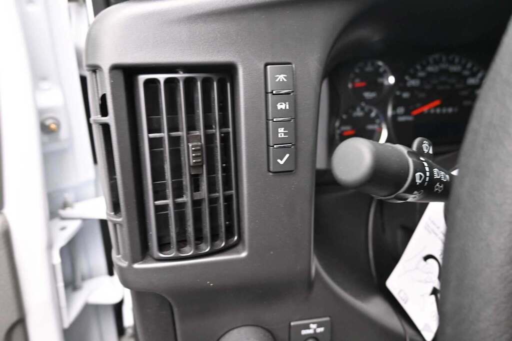 2026 GMC Savana Cargo 3500