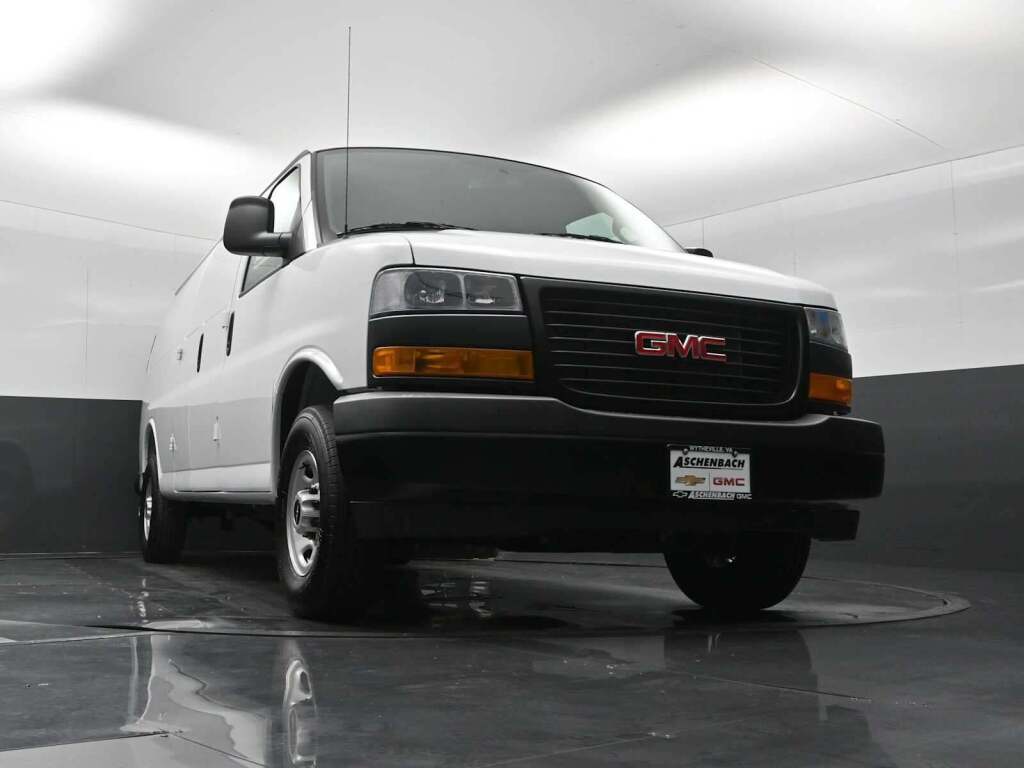 2026 GMC Savana Cargo 3500