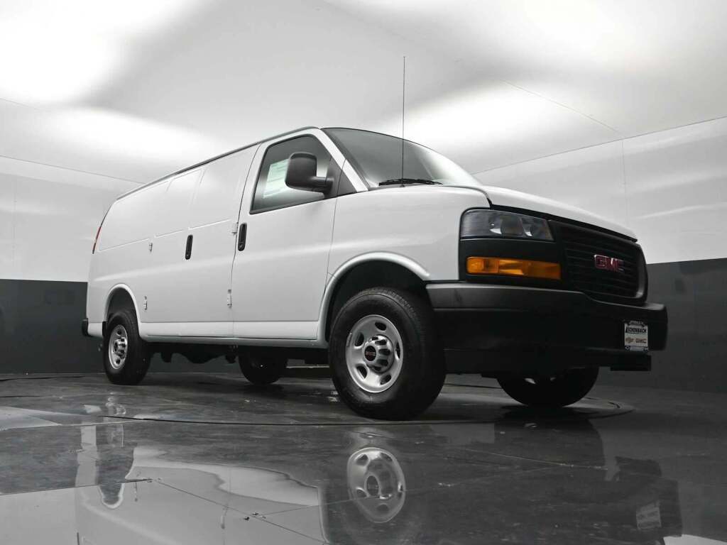 2026 GMC Savana Cargo 3500