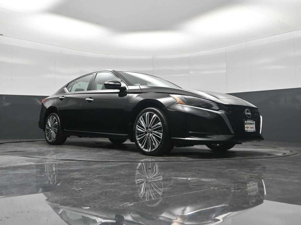 2023 Nissan Altima SL