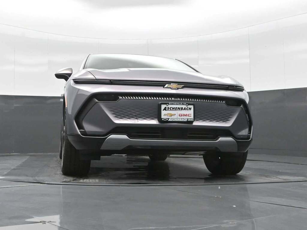 2026 Chevrolet Equinox EV LT 2