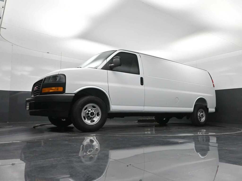 2026 GMC Savana Cargo 3500