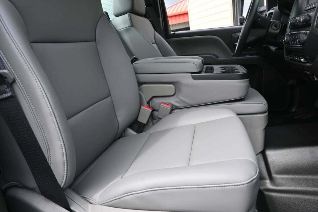 2023 Chevrolet Silverado MD WT