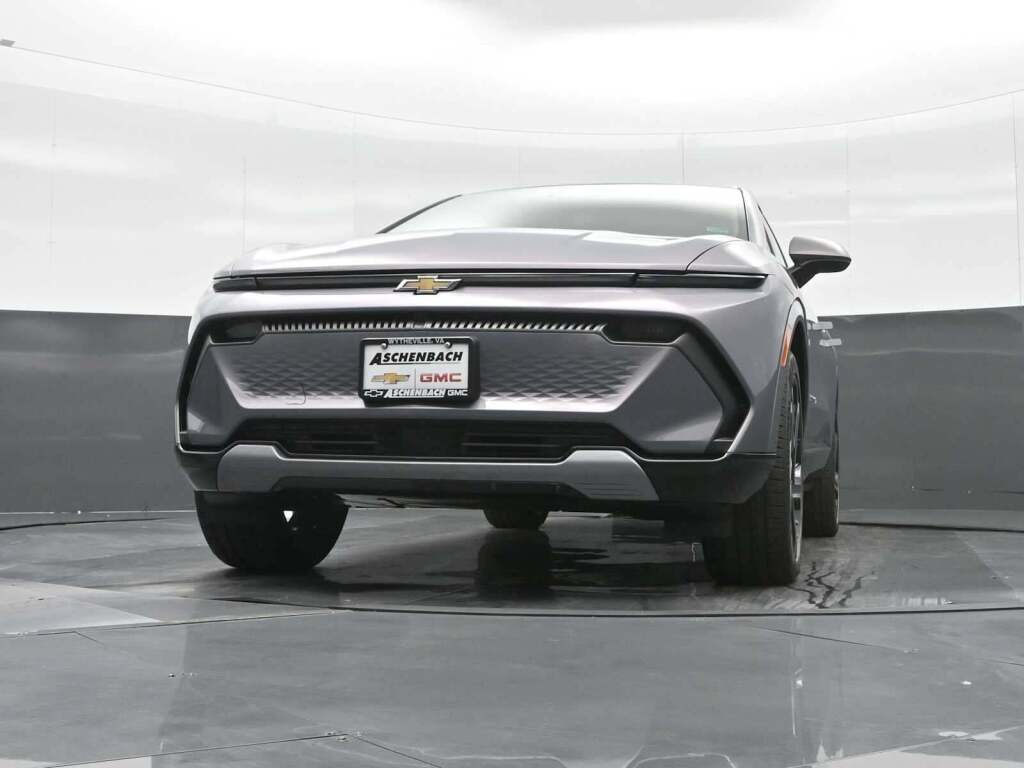 2026 Chevrolet Equinox EV LT 2