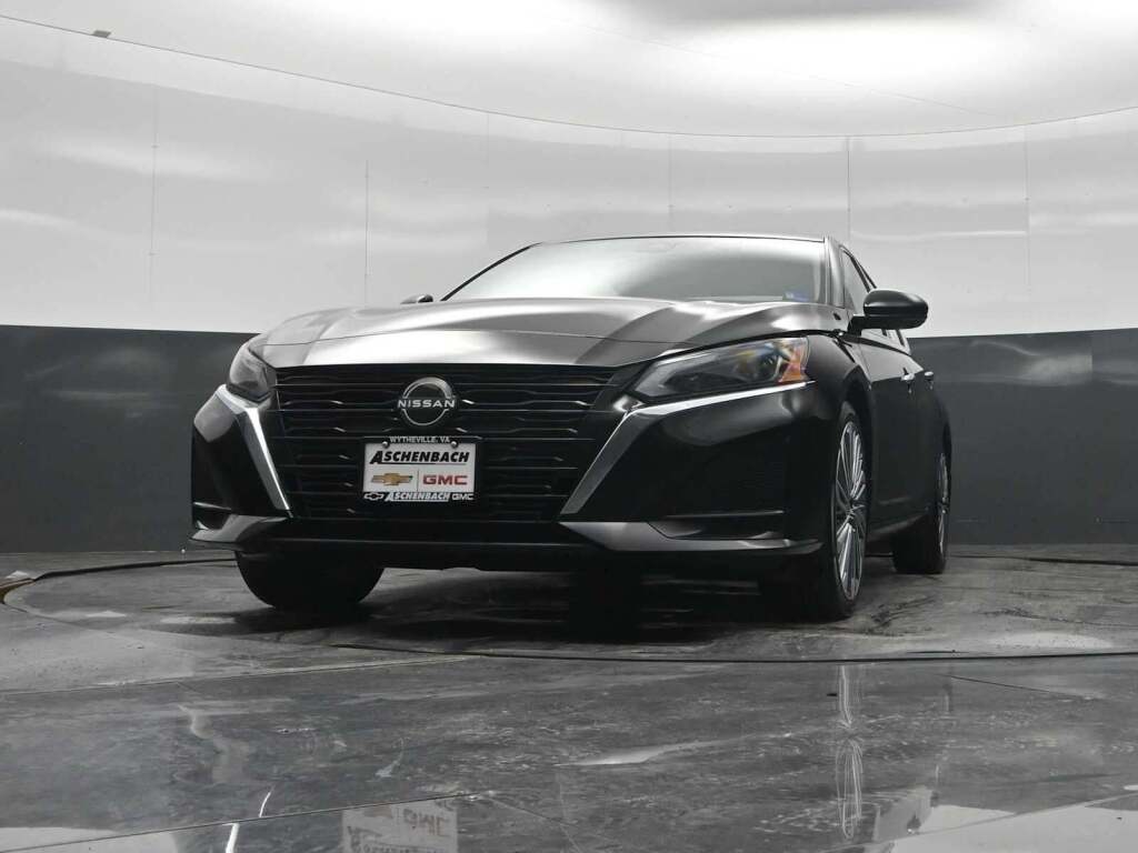 2023 Nissan Altima SL
