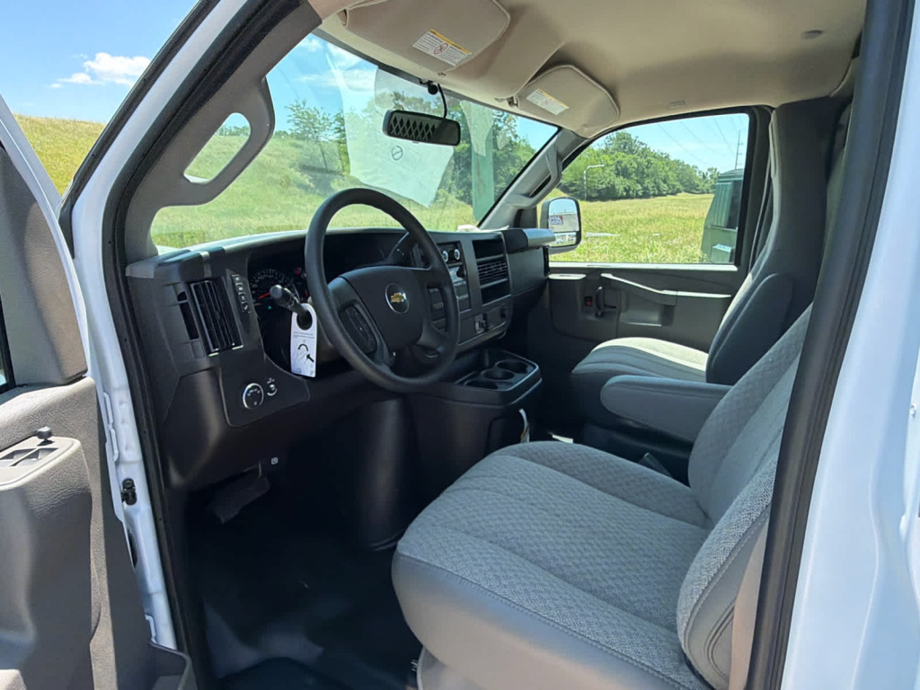 2026 Chevrolet Express Cargo 2500