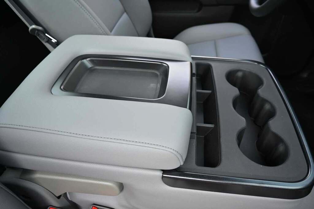 2023 Chevrolet Silverado MD WT