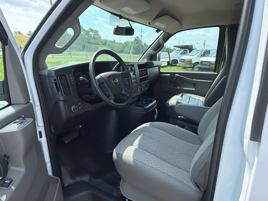 2026 Chevrolet Express Cargo 3500