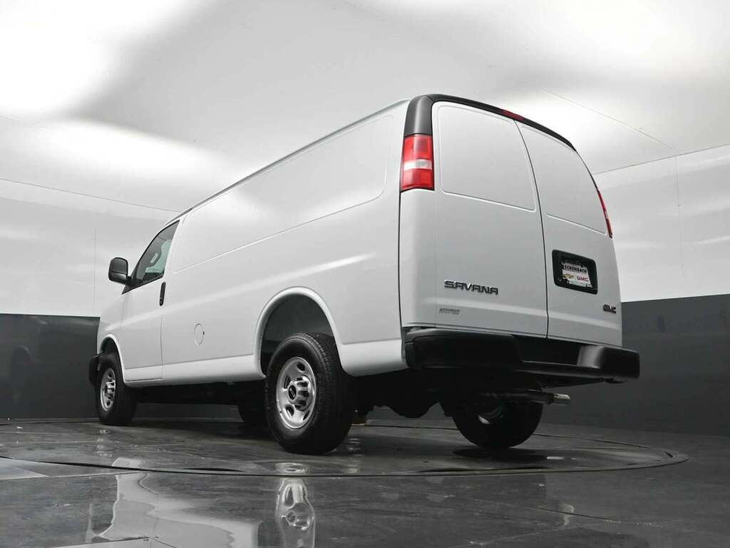 2026 GMC Savana Cargo 3500