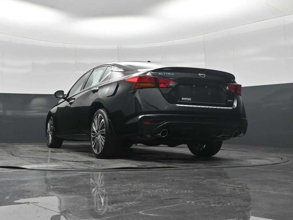 2023 Nissan Altima SL